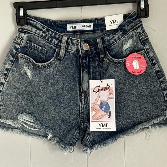- YMI Dream Collection Denim Shorts Back Comfort Stretch Size 3/26 NWT - Picture 2 of 14